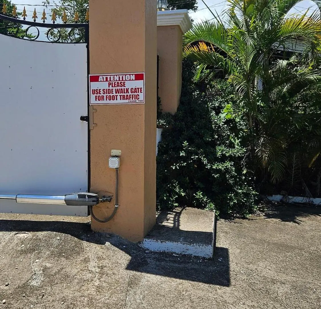Chic Getaway In Milan The Manor Villa Ocho Rios