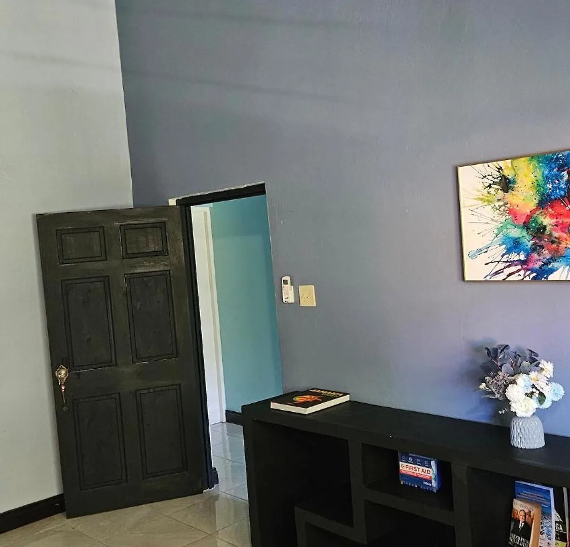 Chic Getaway In Milan The Manor Villa Ocho Rios 0*,