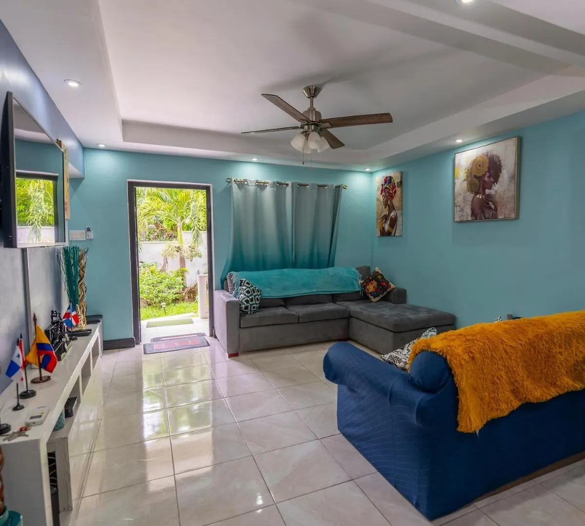 Chic Getaway In Milan The Manor Villa Ocho Rios Jamaica