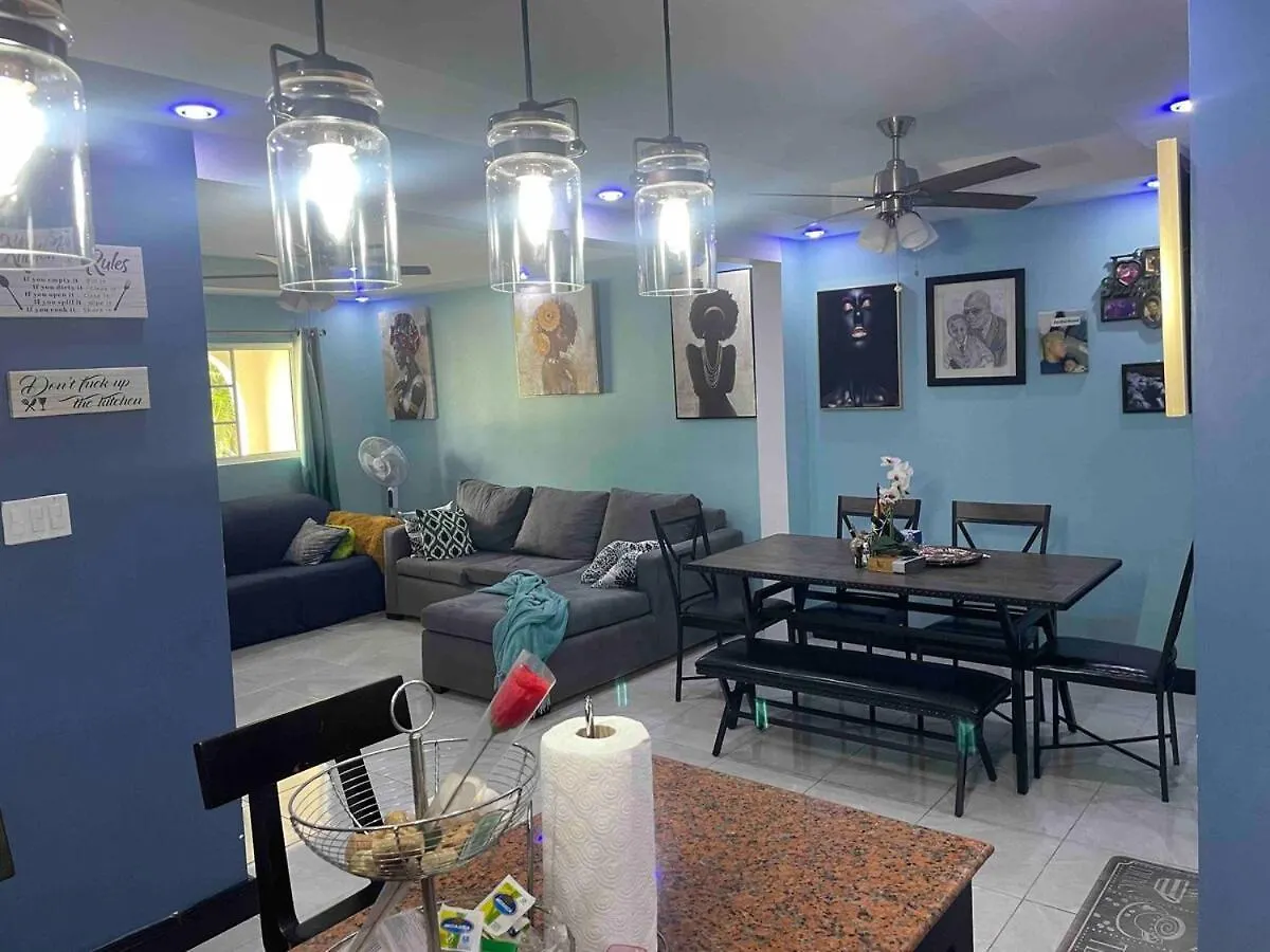 Chic Getaway In Milan The Manor Villa Ocho Rios 0*,  Jamaica