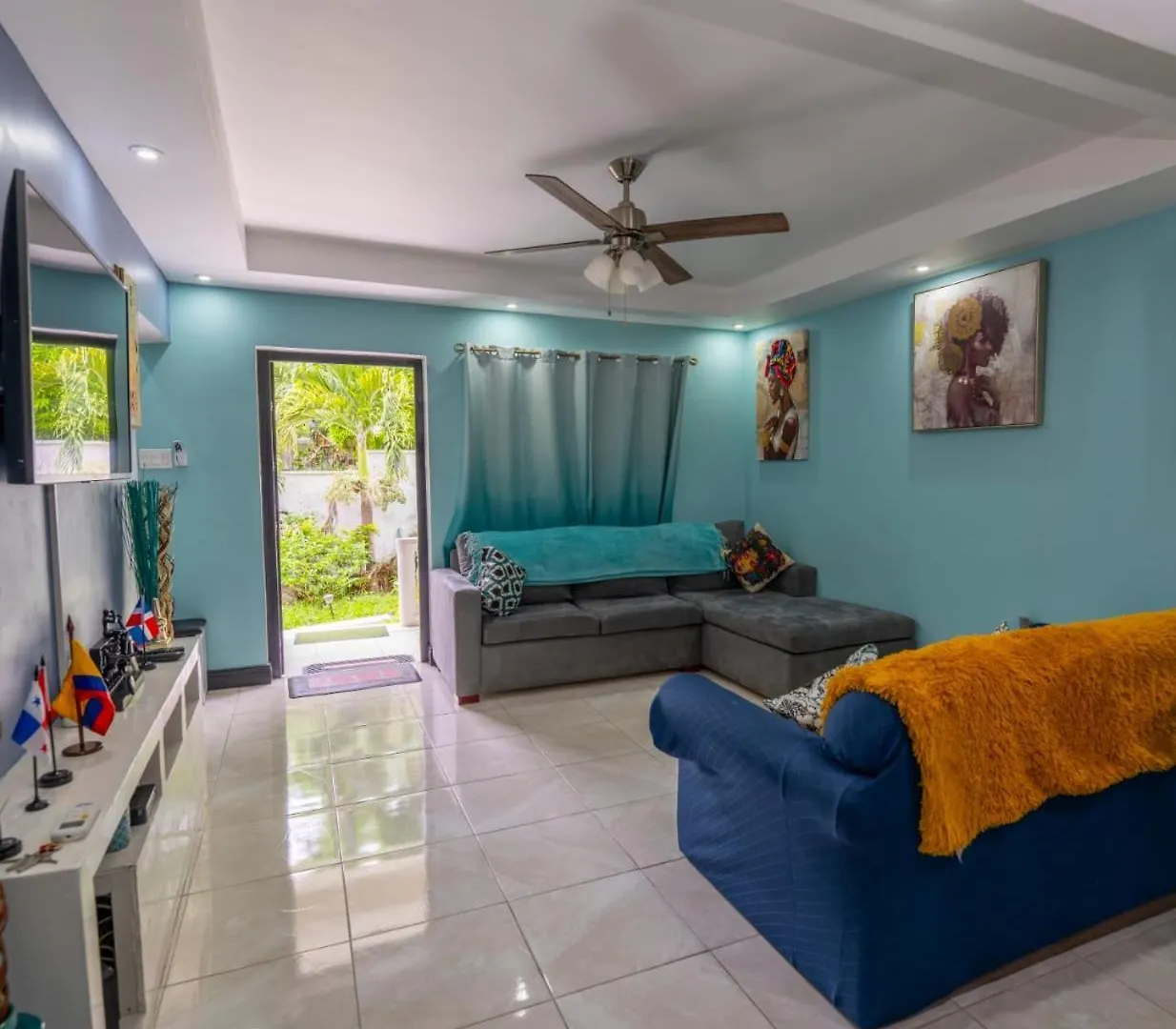 Willa Chic Getaway In Milan The Manor Ocho Rios
